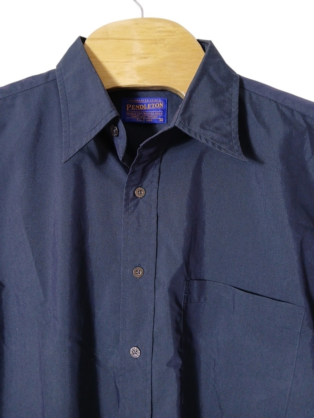 Pendleton Men's Dark Navy Metal‎ Button-Front Dress Shirt Large